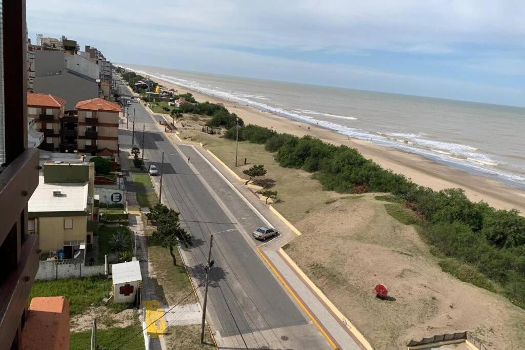 Excelente Departamento Vista Al Mar + 2 Cocheras Apartment